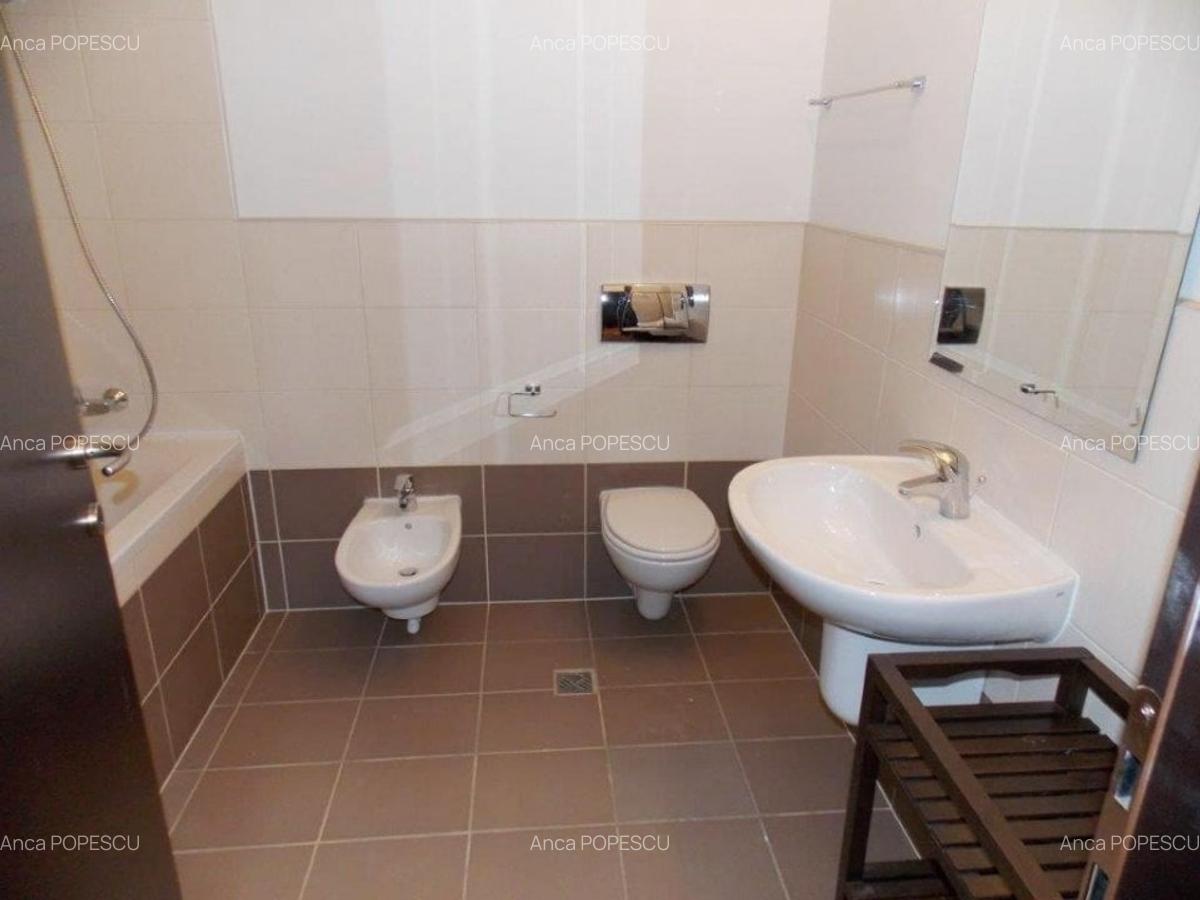 Apartament cu 3 camere semidecomandat, mobilat în Băneasa - 3