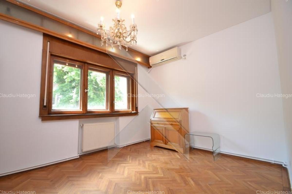 Apartament cu 4 camere semidecomandat, mobilat în Victoriei - 10