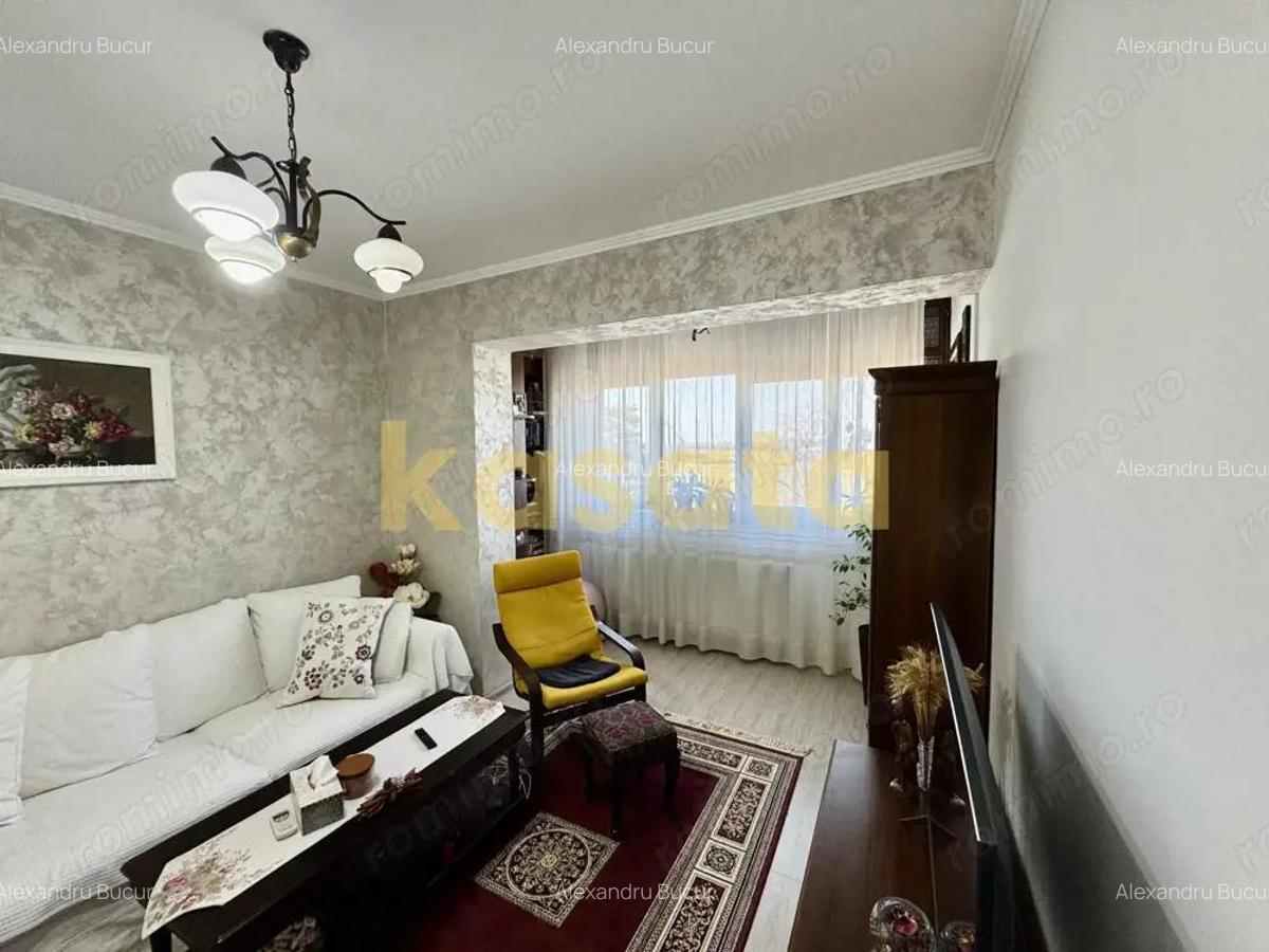 De vanzare apartament cu 3 camere decomandat Sos Chitilei - Colosseum - 10