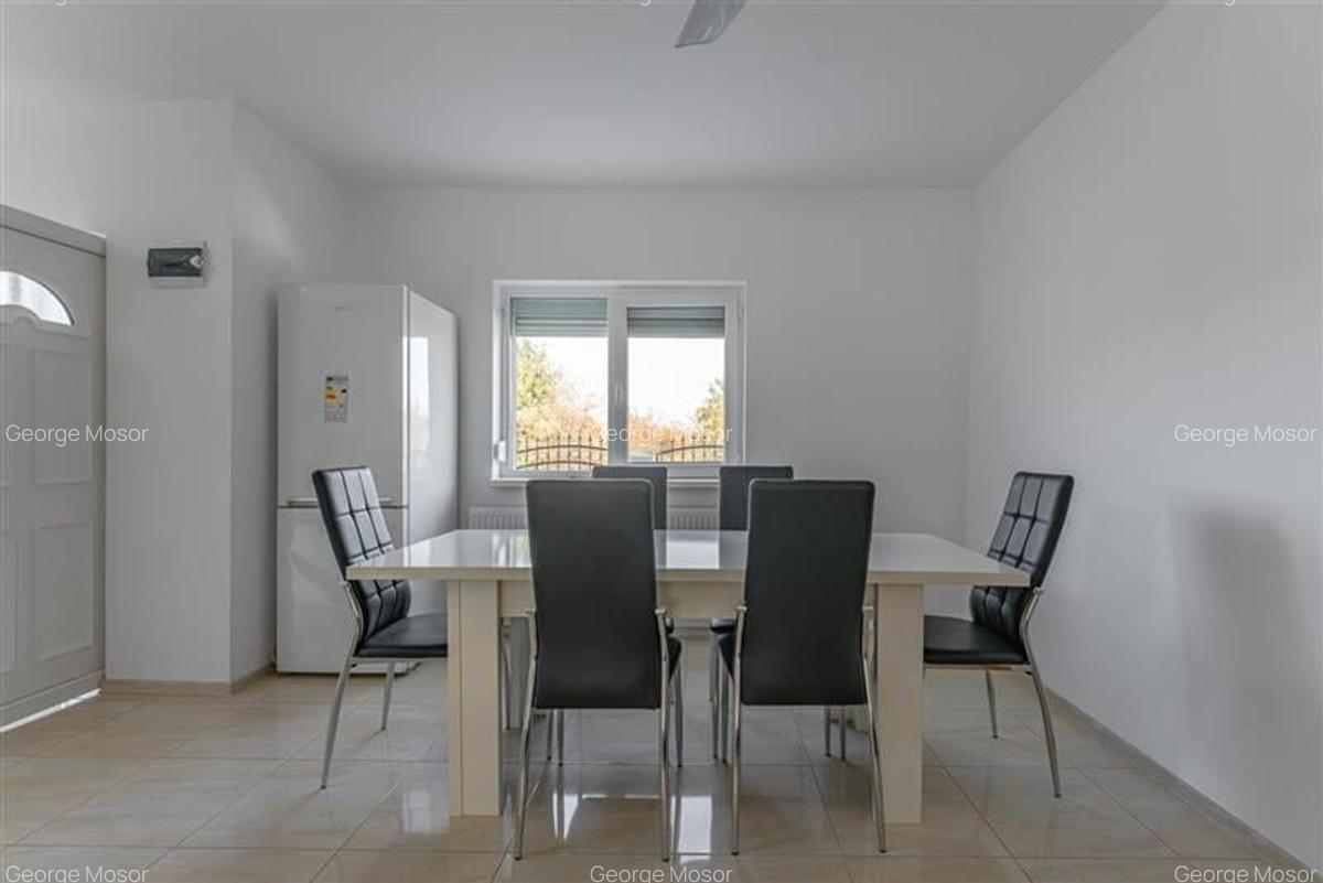 Noua vila cu:terasa,curte si gradina asezonata,garaj2X,cadru armonios, Sanpetru, - 32