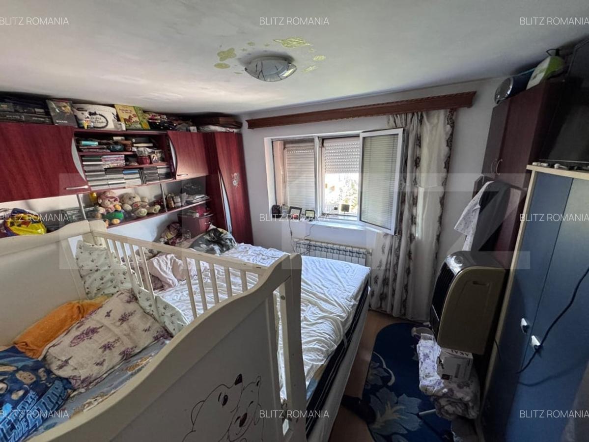 Apartament 2 Camere de Vanzare - Micro 11, Targoviste - Etaj 4 - 2