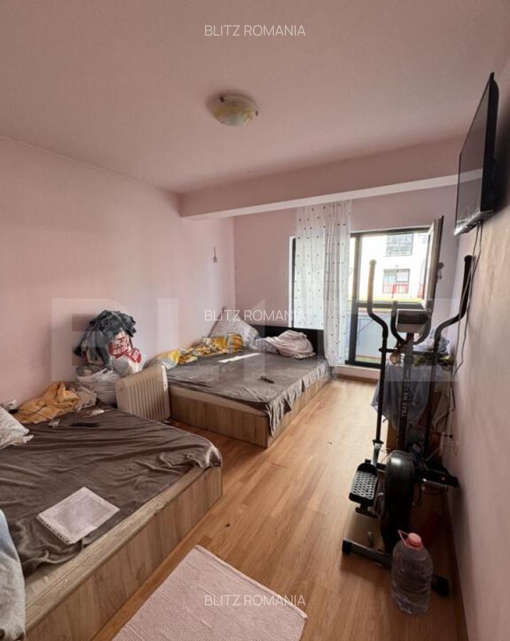 Apartament de vanzare, cu 1 camere, 33 mp, zona Vivo - clin - 1