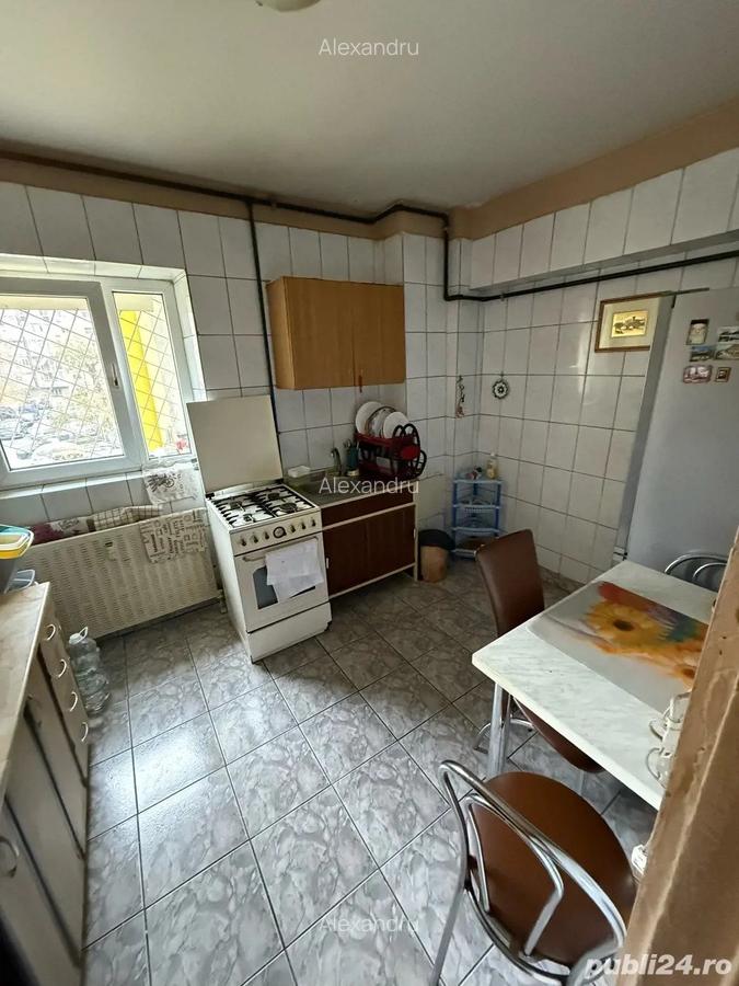 Apartament 4 camere de vanzare Sebastian - 4