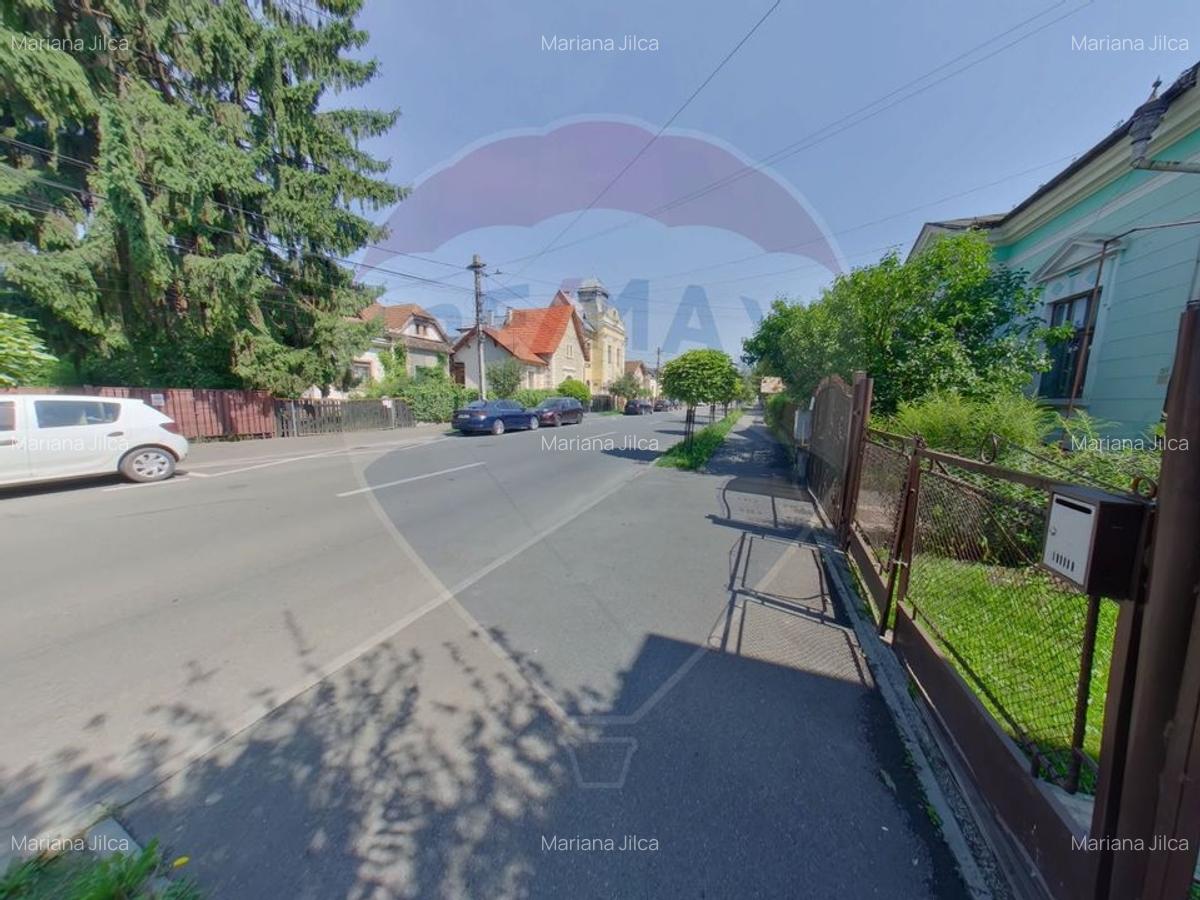 Casa / Vila cu 3 camere de vanzare in zona Ultracentral - 2