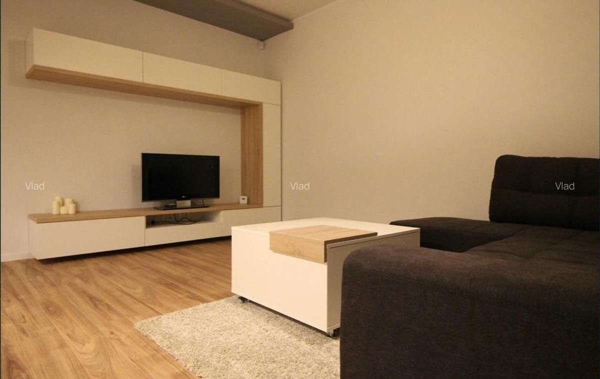 Ap cu 2 camere in spate la Decathlon - 4