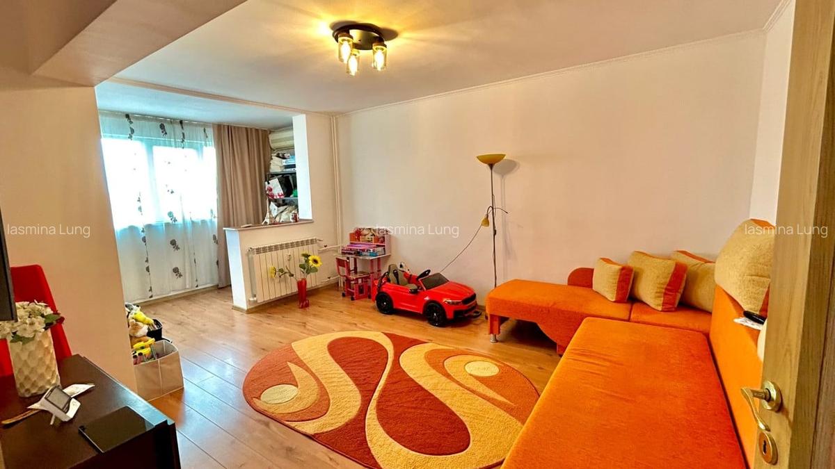 Apartament cu 3 camere decomandat, mobilat în Dacia - 8