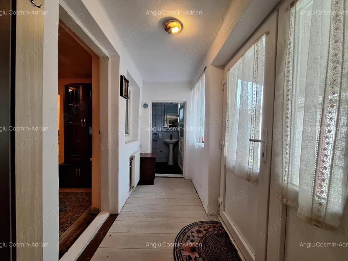 Casa individuala in oras. Teren generos. - 10