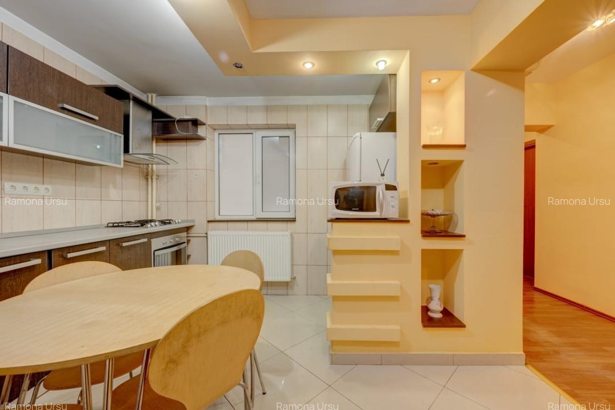 Apartament 3 camere, decomandat, 73 mp, metrou Raul Doamnei - 12