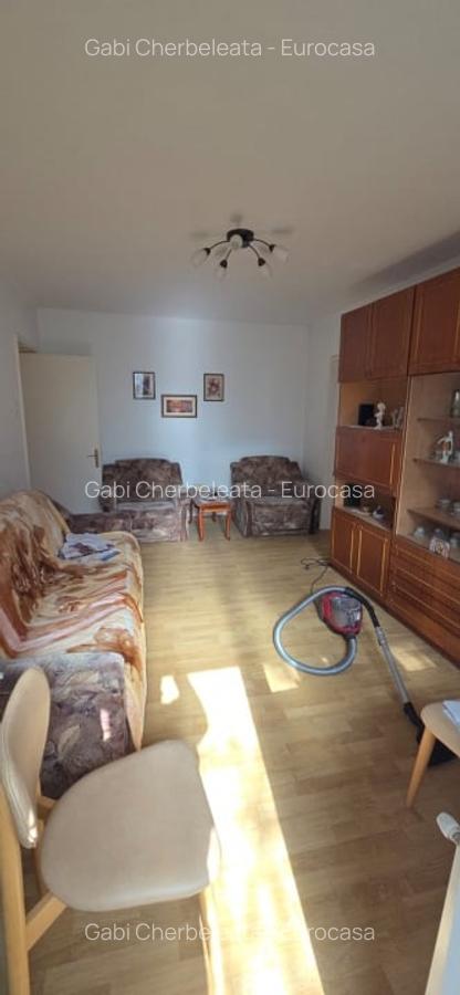 3 camere Cartier Craiovei etaj 2 - 7