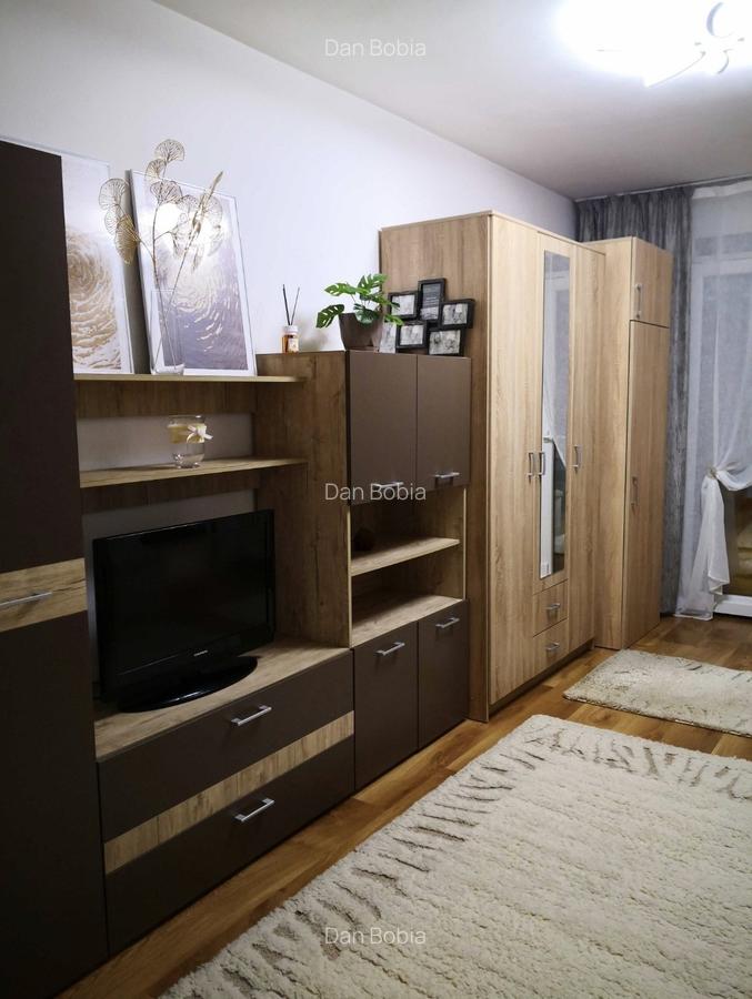 Garsoniera 10 min Titan sau Costin Georgian DB1438 - 7