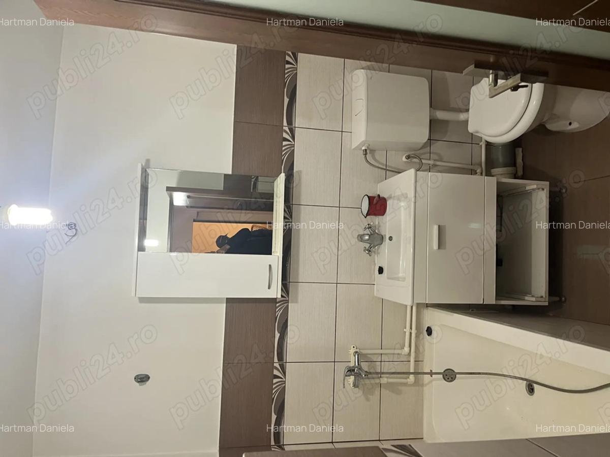 Vand apartament 2 camere, central, decomandat, mobilat si utilat, suprafata 54 mp, pret 62.000 euro - 6