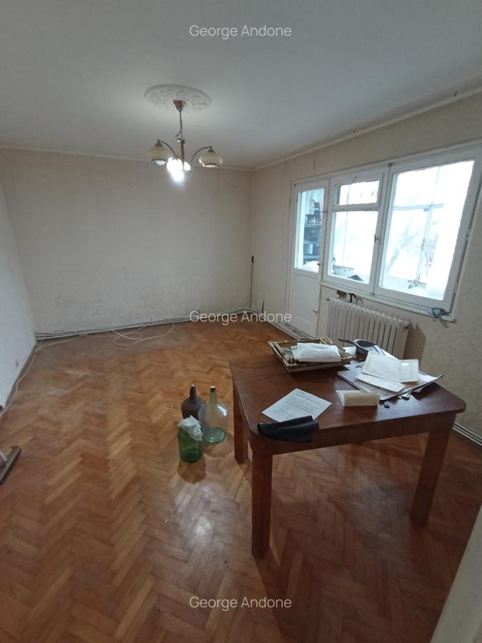 Apartament 3 camere Podul de Piatra, parter, eliberare imediata - 3
