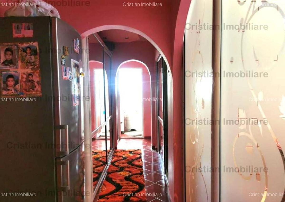 Decomandat Confort 1 SELECT Mobilat 3 cam etaj 3 Viziru 3 - 7