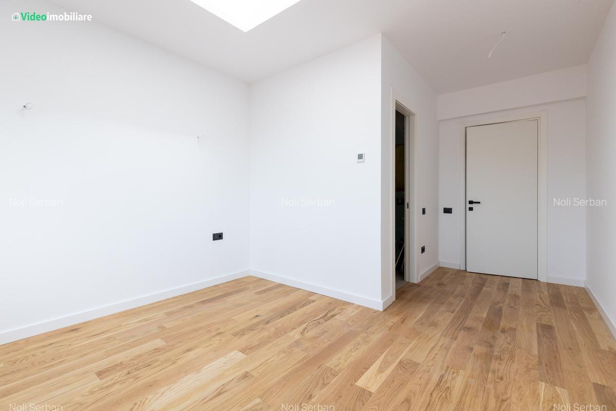 Apartament 3 camere, central, zona de case, bloc 2025 - 17