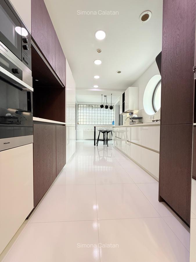 Vila spatioasa -12 camere- mobilata premium - zona Herastrau - 34