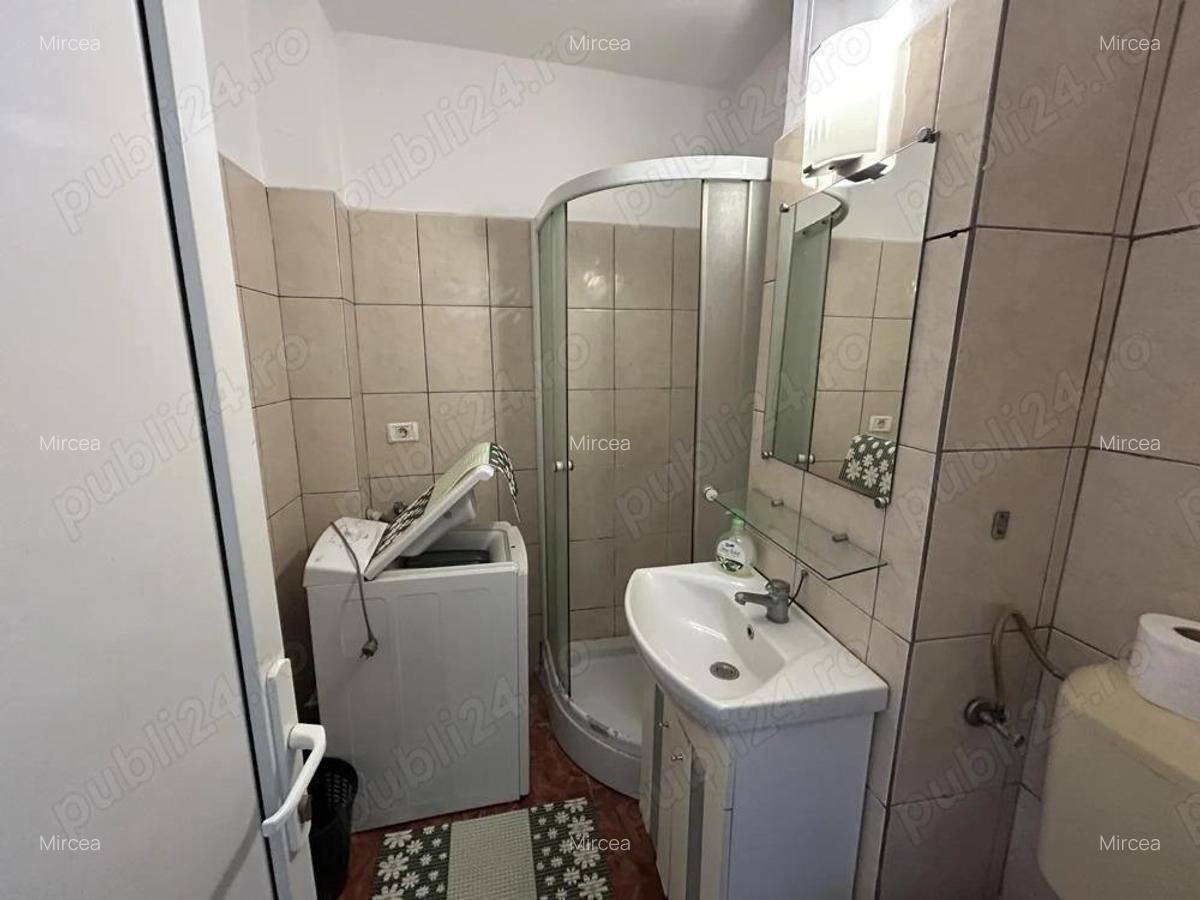 Inchiriez gars.conf.I,st.37 mp.,Micalaca,str.Abrud, etaj 3 din 4,complet mobilata,utilata. - 10