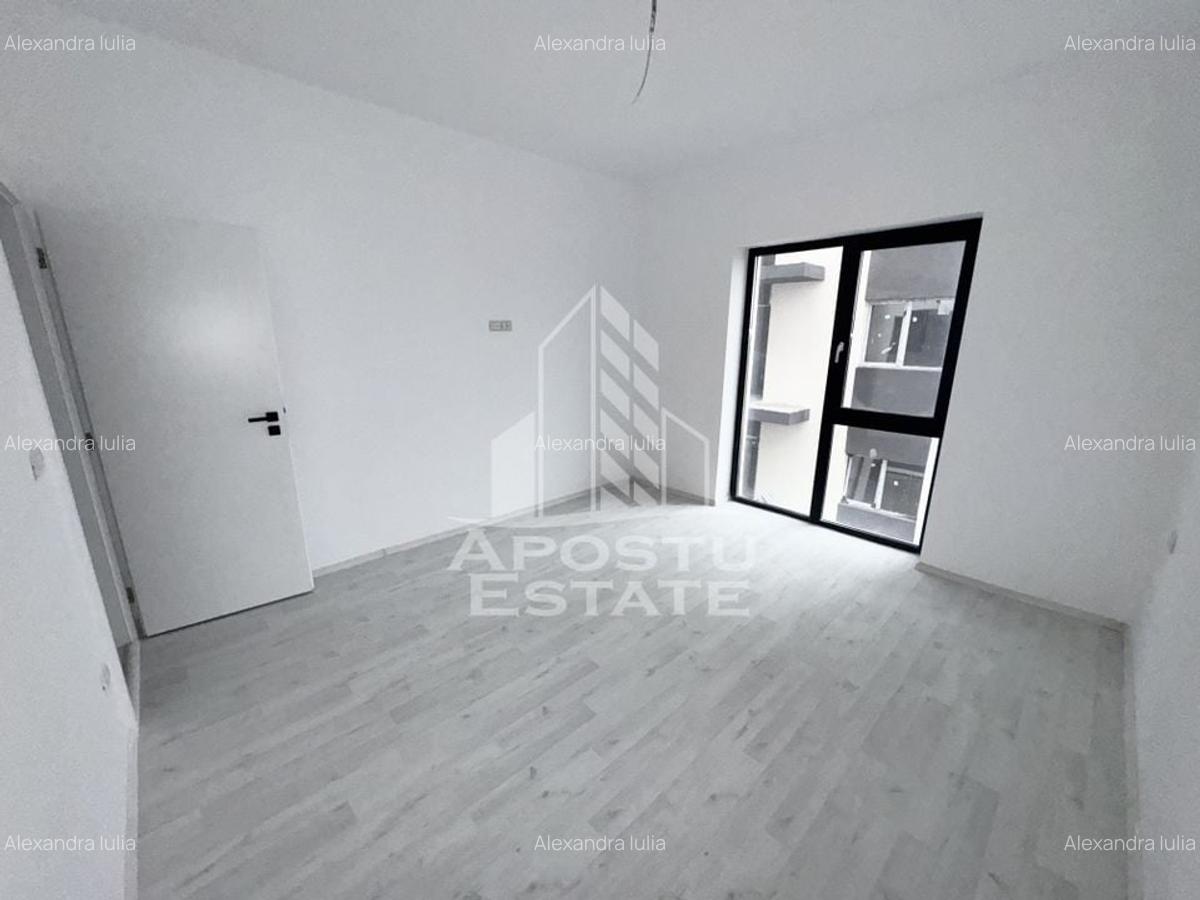 Apartament cu 2 camere spatios, decomandat cu 53 mp utili la etajul 1 - 2