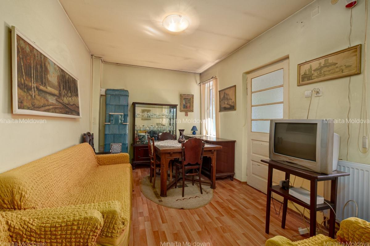 Casa individuala cu 2 corpuri, curte proprie, 253mp teren, zona Salaj - 12