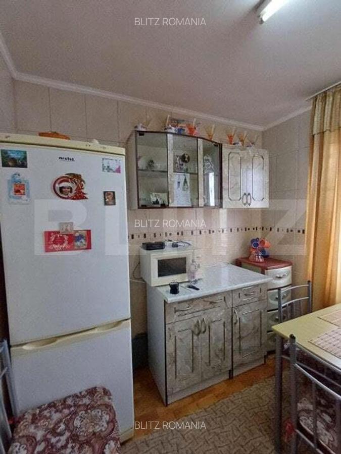 Apartament 3 camere, 63 mp, zona Micro III - 4