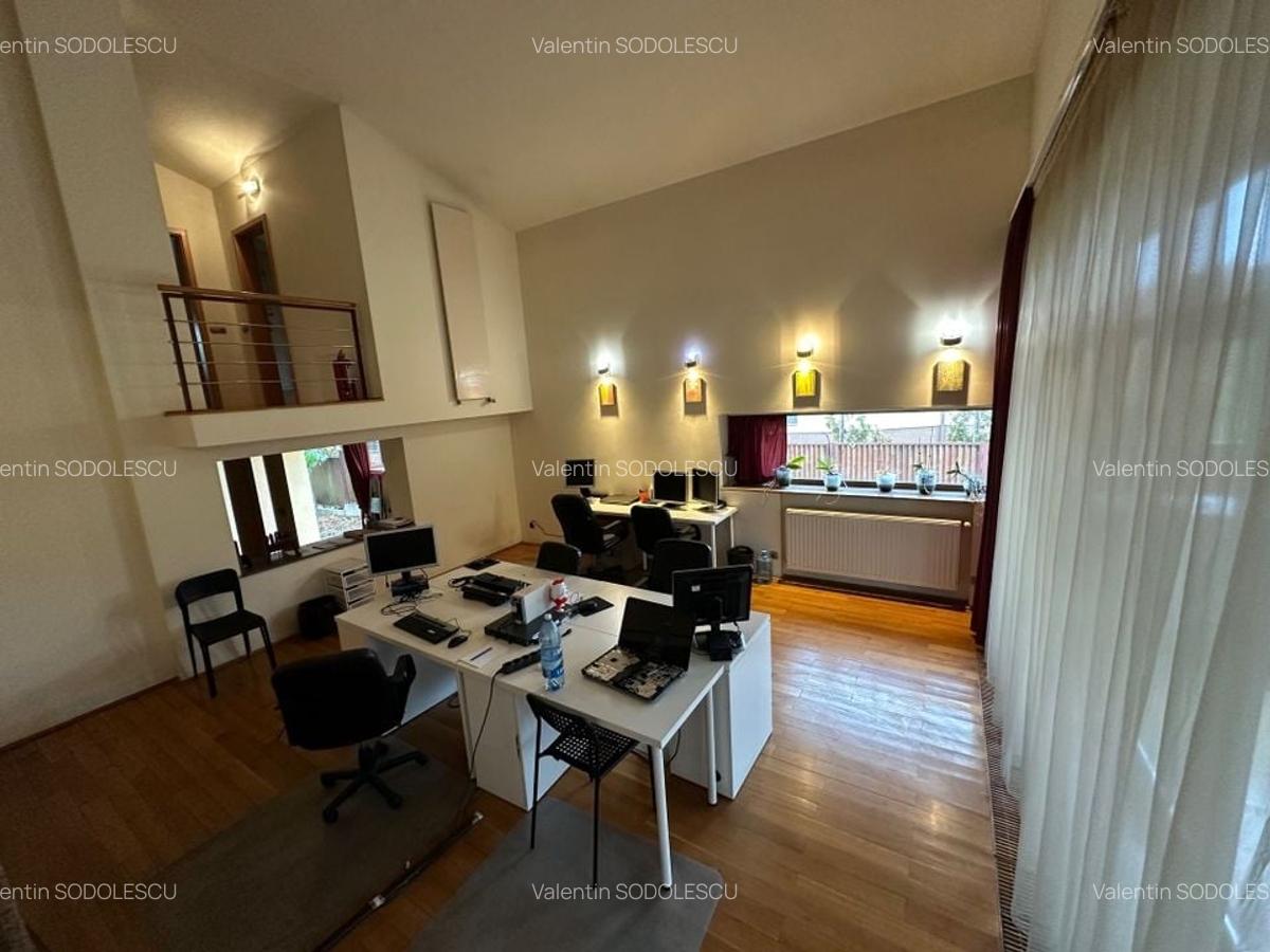 Casă / Vilă cu 6 camere în zona  Calea Aradului - 4