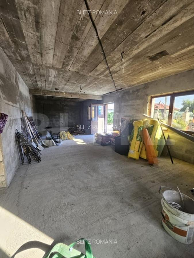 Casa la rosu, de vanzare, 250 mp, zona Slobozia Moara - 10