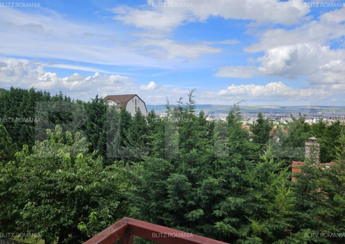 Apartament 3 camere 73 mp, cu terasa proprie de 80 mp, Zona - 10