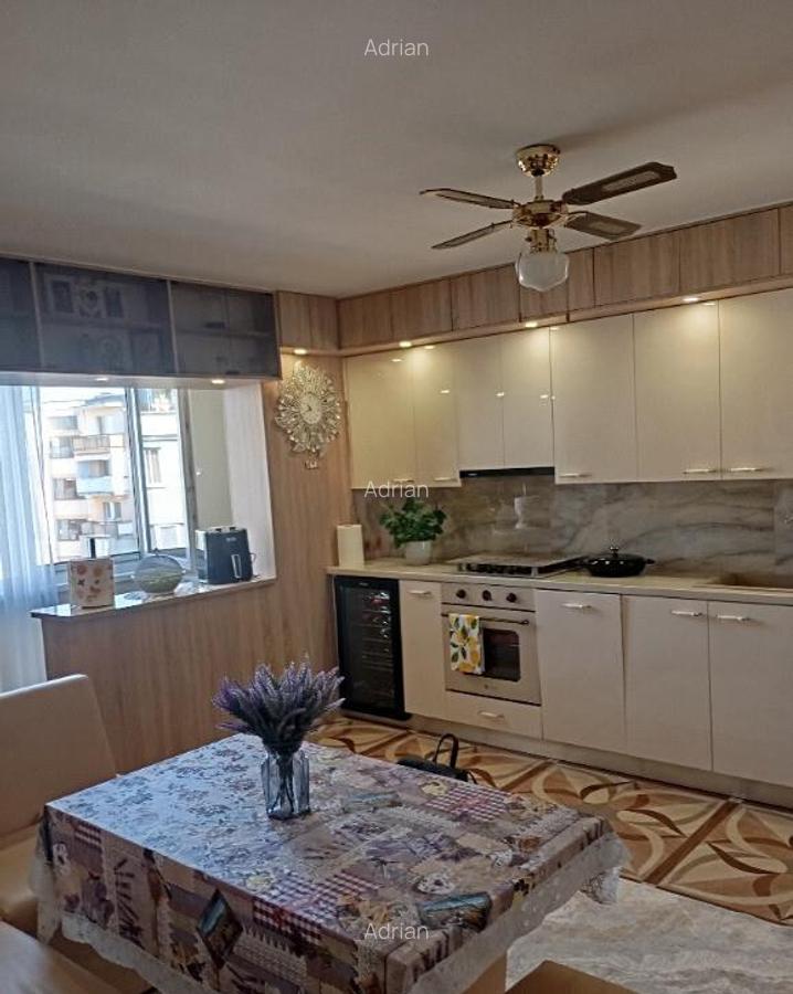 Apartament de vanzare - 3