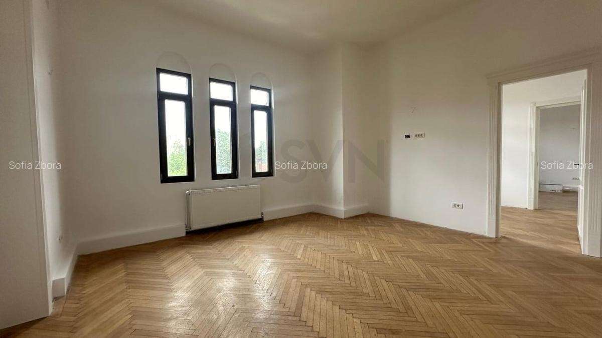 Apartament cu 4 camere decomandat în P-ța Unirii - 5