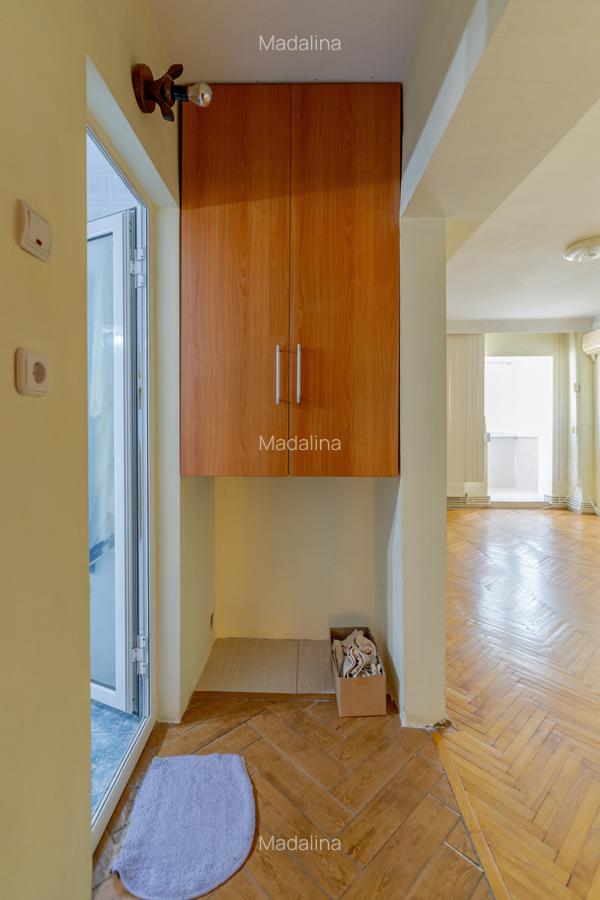 Apartament spațios, modernizat, 2 camere – Bd. Cosminului - 23