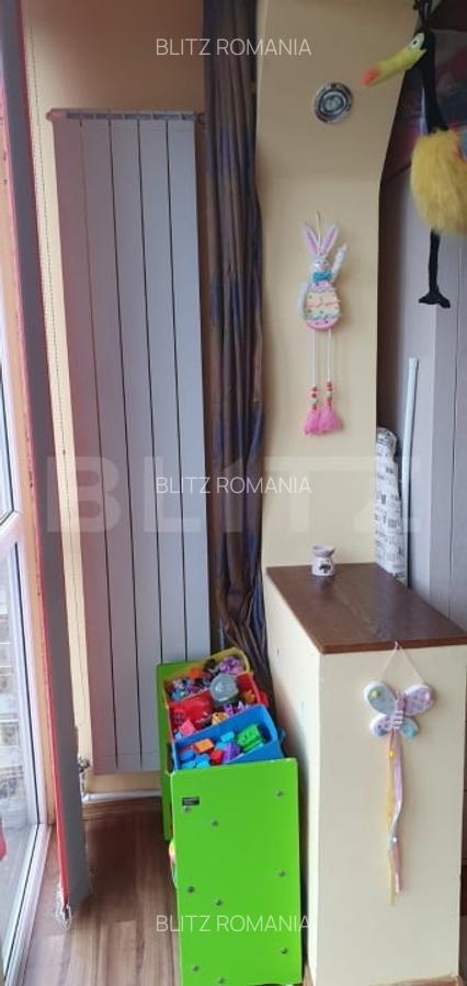 Apartament de vanzare, cu 3 camere, 63 mp, zona Cameliei - 20