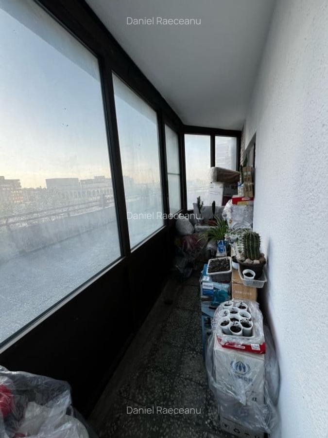 Apartament cu 5 camere decomandat în Casa de Cultură - 19