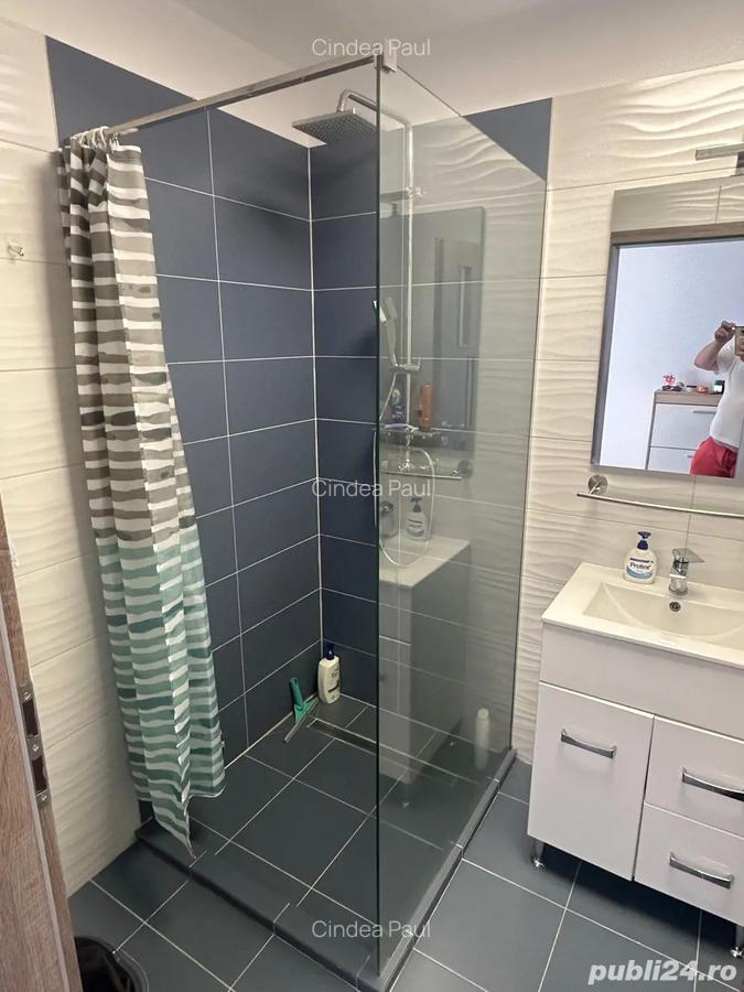 Vand Apartament 3 camere - 2