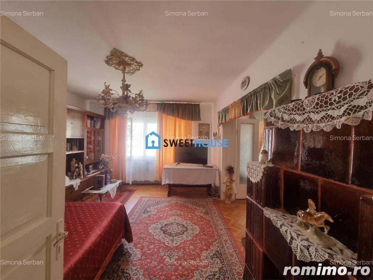 CASA CU ETAJ IN CENTRU - 6