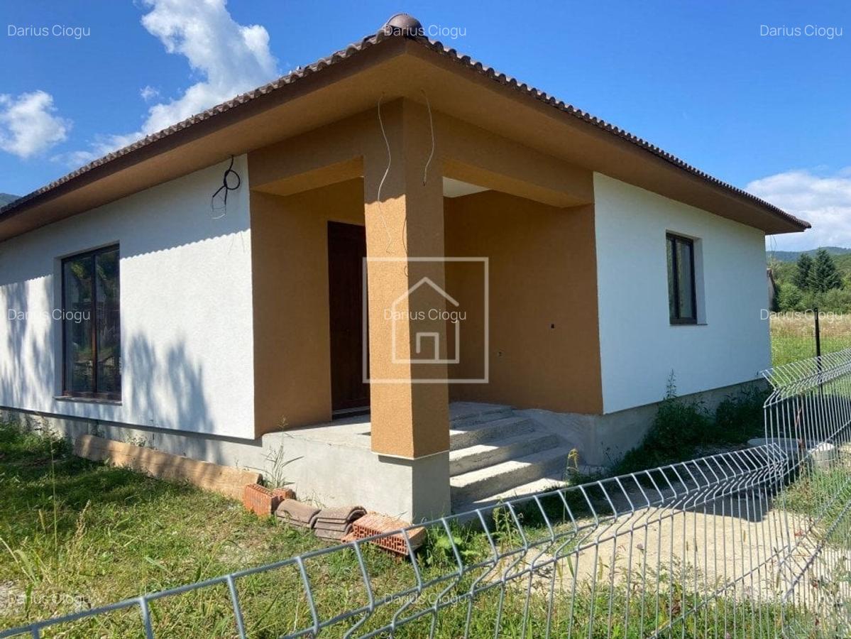 Casa noua pe un nivel in Tocile - la 10 km de Sibiu, 165.000 EUR - 3