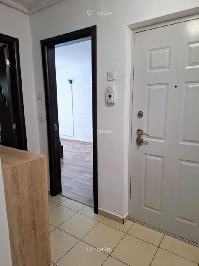 Tractorul - apartament 2 camere decomandat - 2 locuri parcare - 9