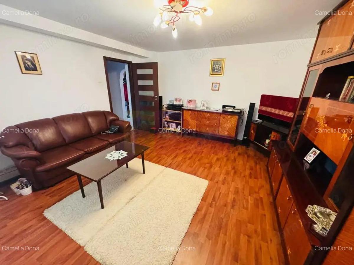Vanzare apartament de 3 camere Tineretului-Pasaj - 5