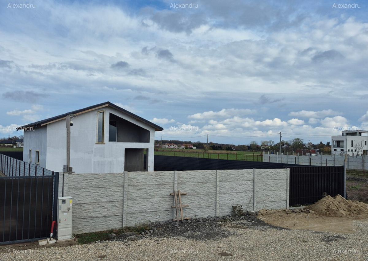 Vila de vanzare in Balotesti,vecinatate lac - 3