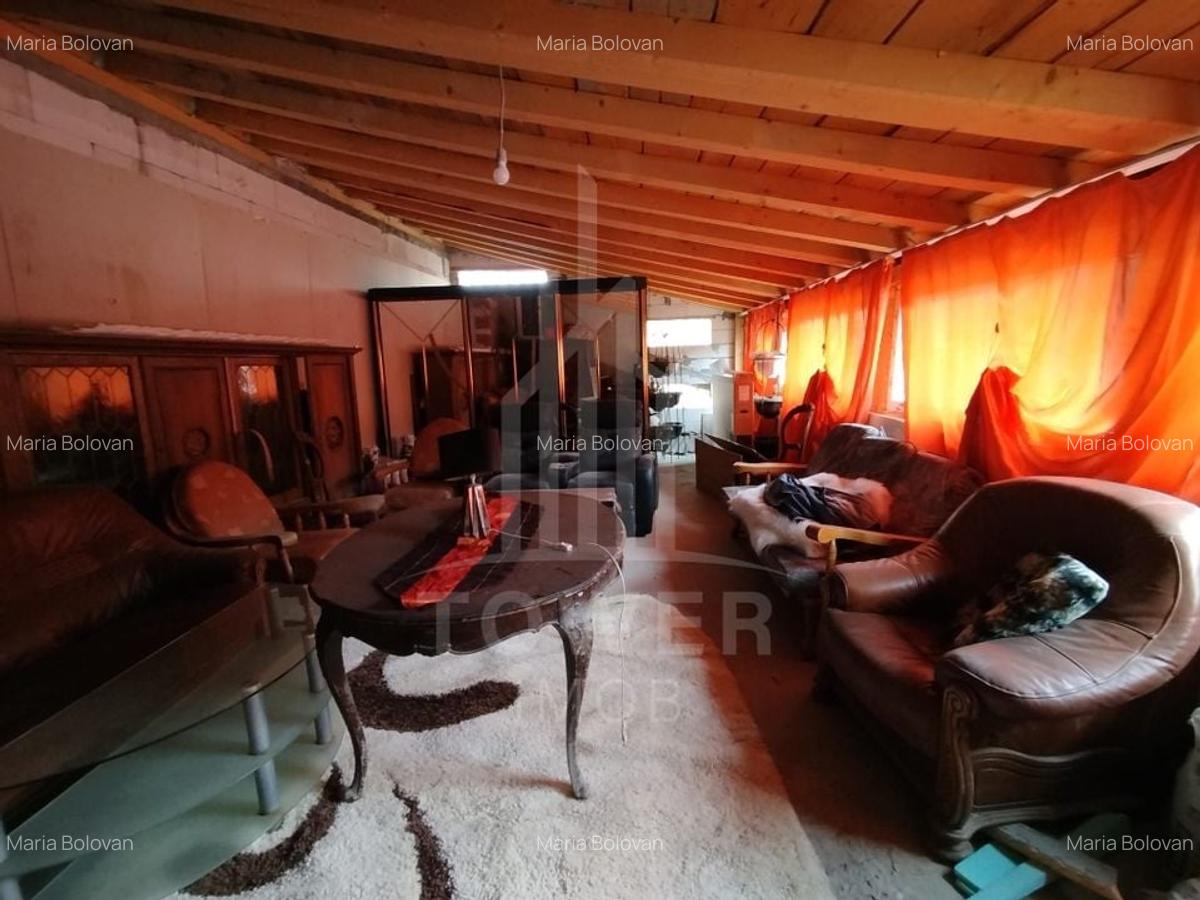 Casa de vanzare cu spatiu comercial la parter - 8