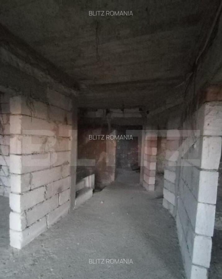 Casa la rosu de vanzare, 257 mp, zona Valea Voievozilor - 14