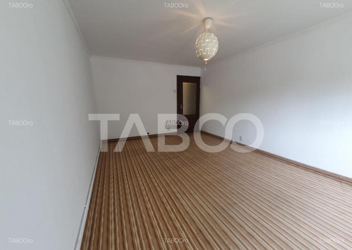 Apartament 2 camere 52 mp utili decomandat etaj 1 zona Campu - 4