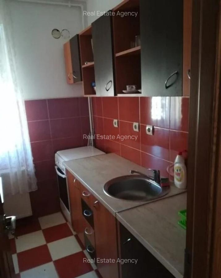 1 camera in zona Circumvalatiunii - 2