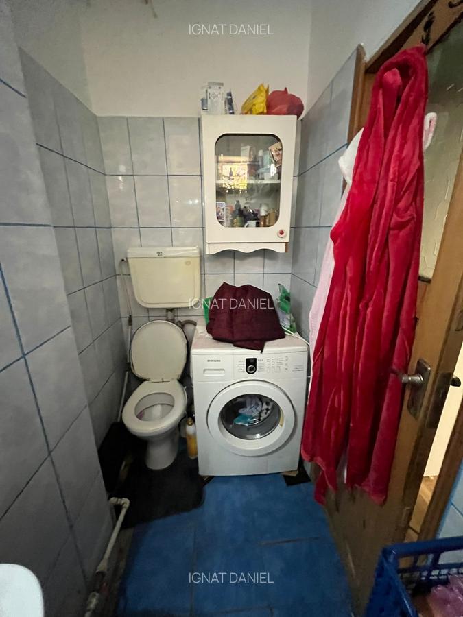 Apartament cu o camera, decomandat, zona Dacia - 7