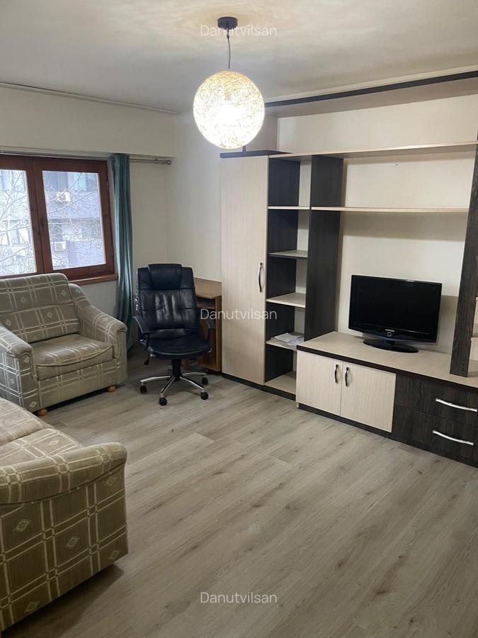 T.N-Badea Cartan-Apart 2 cam dec et 3/ 4 mob preț 89.000 euro - 1