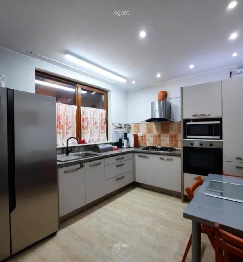 Casă cu 7 camere în Cumpăna - 7