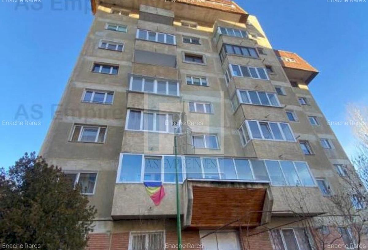 Ap 3 camere decomandat - zona Racadau - 11