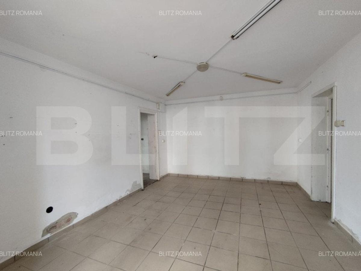 Apartament de vanzare cu 2 camere in Cugir, pretabil si pentru spatiu comercial. - 1