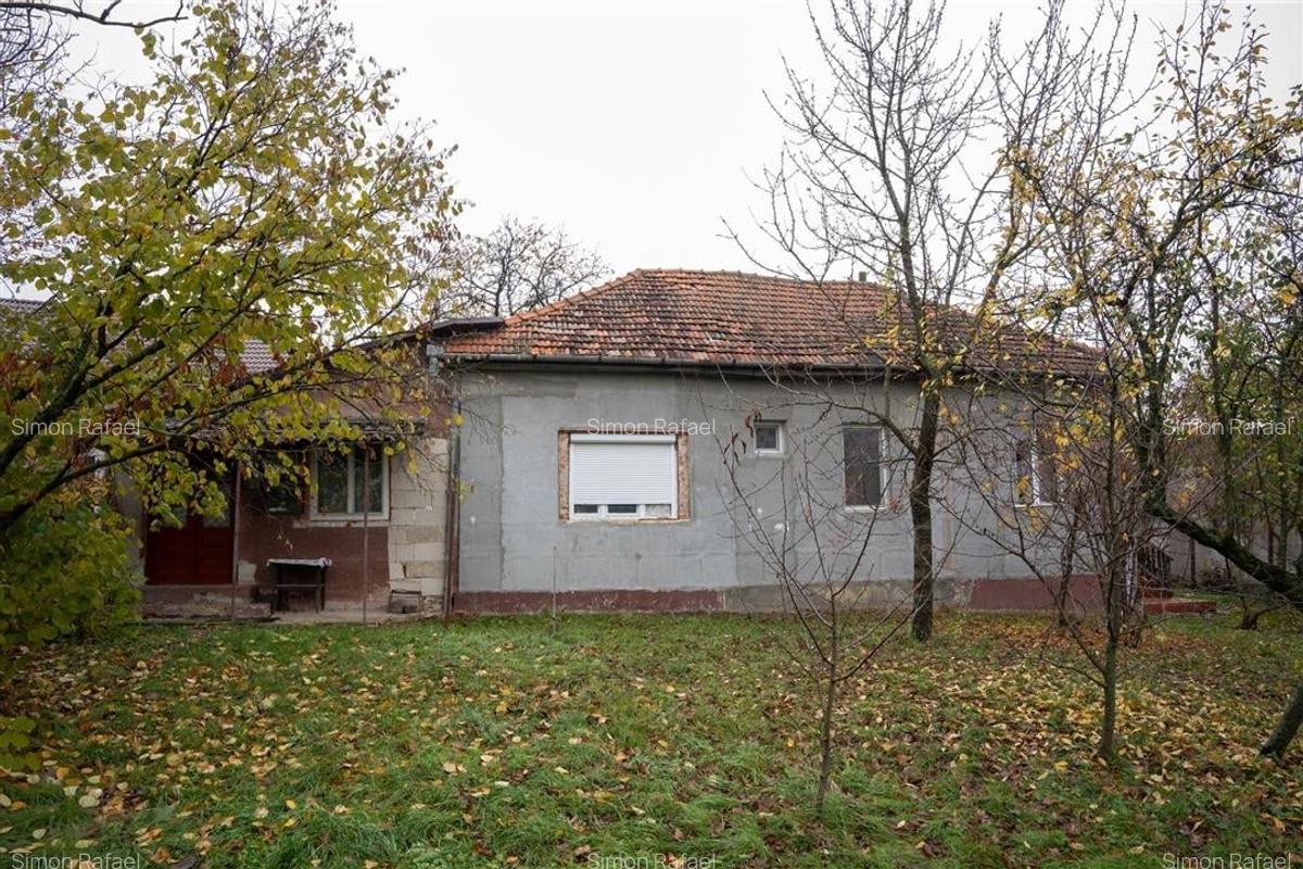 Casa cu teren de 930 mp pe Dealurile Oradiei - 1