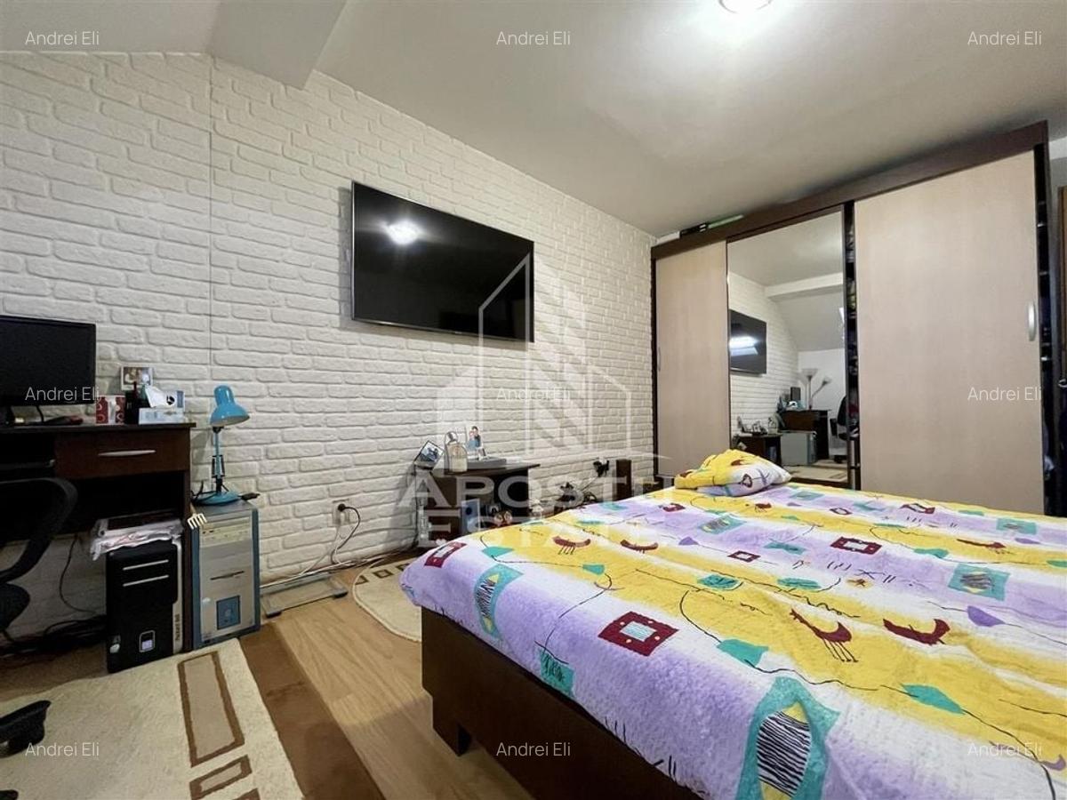 Apartament cu 2 camere decomandat în Girocului - 2