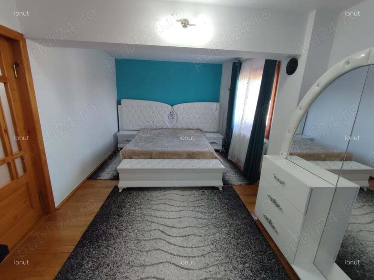 Apartament 3 camere decomandat - 9