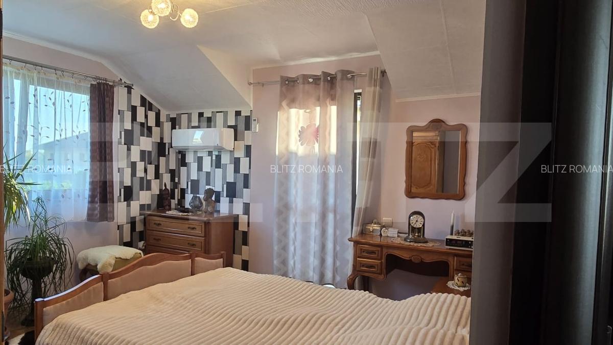 Casa de vanzare, cu 4 camere, 140 mp, teren 300 mp, zona Dara - 10